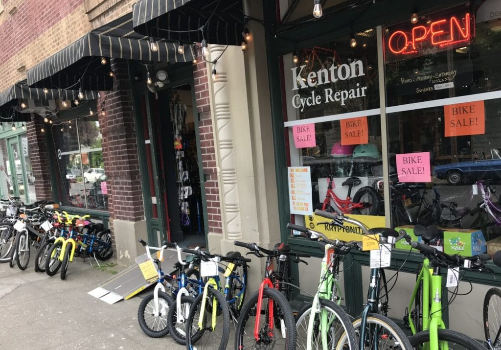 Kenton Cycle Repair on N Kilpatrick in 2018. (Photo: Jonathan Maus/BikePortland)